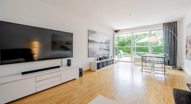 ID 7029 - Private Apartment