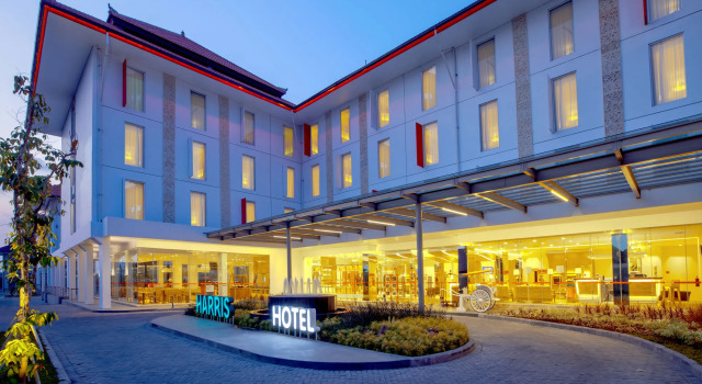 HARRIS Hotel and Conventions Denpasar Bali, Забронировать Отель Отели Denpasar Municipality с завтраком, Завтраки