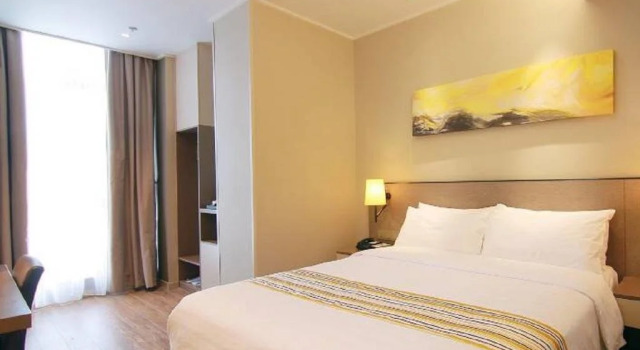 Home Inn Plus Kunshan Qianjin West Road Hongqiao, Забронировать Отель Сучжоу Китай