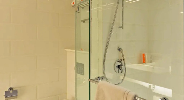 Standard chambre HARRIS Hotel & Conventions Solo