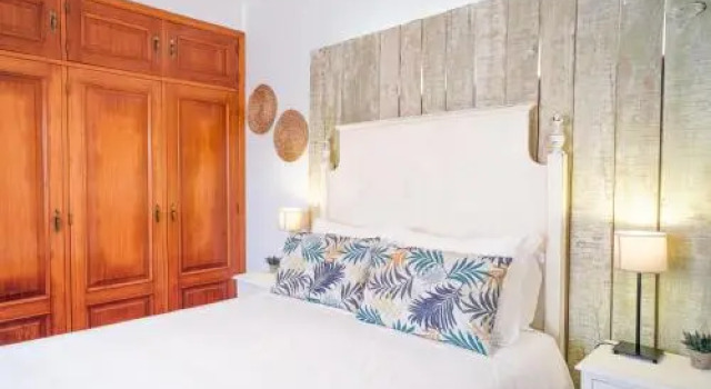 Casa Adega Do Mosteiro - Turismo Rural, Rezervovat Hotel Hotely v Oeste s parkováním, Parkování