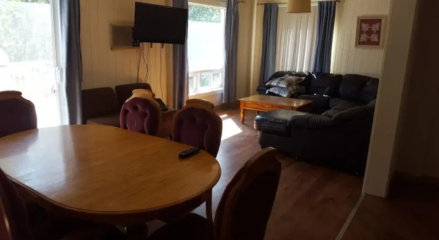 Parc Sutton Bay Park, Varaa Hotelli Earlton Ontario