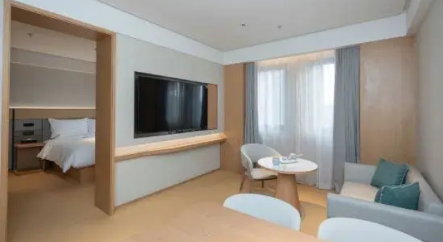Люкс JI Hotel (Tongzhou Nanshan Hushui Street Wanda Plaza)