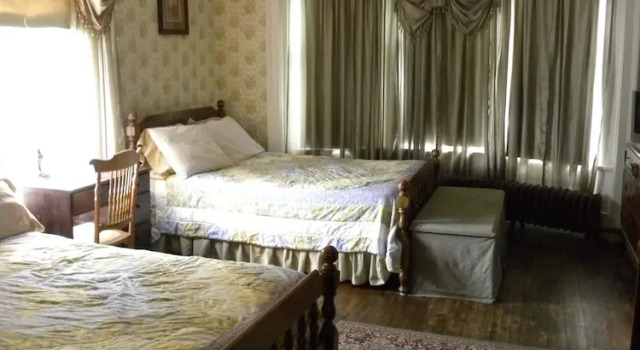 Номер Standard Victorian Charm Inn