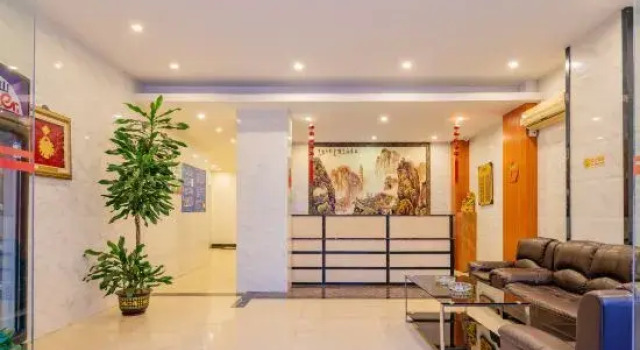 Jinyuan Express Hotel, Rezerwuj Hotel Hotele w Jiangmen z parkingiem, Parking