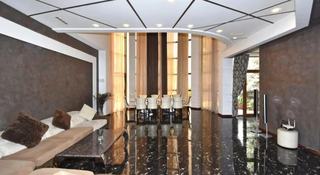 Kocharyan Street, 5 bedrooms Luxury, Unique House MS555