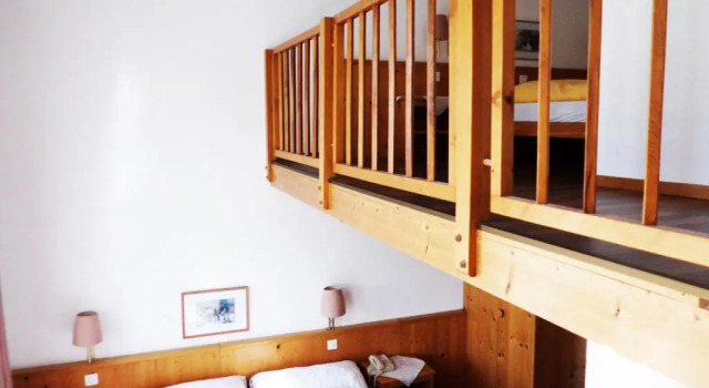 Трёхместный номер Standard Hotel Aeschi Park