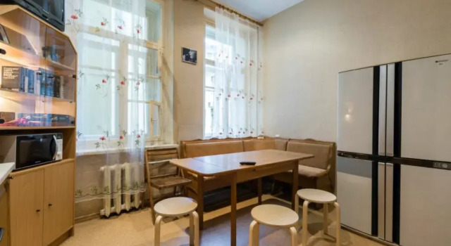 iHostel