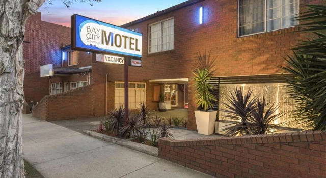 Bay City  Motel, Забронировать Мотель Отели Джелонг с парковкой, Парковка