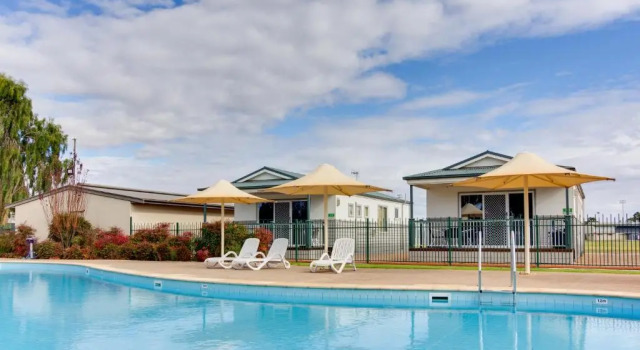 Номер Superior с 3 комнатами Berri Riverside Holiday Park