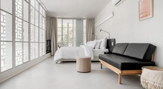 Студия Premier Tabas Renata Building