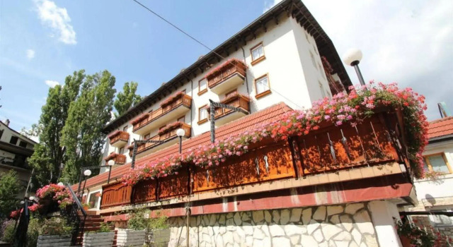 Grande Albergo, Varaa Hotelli Hotellit Abruzzo aamiaisella, Aamiainen