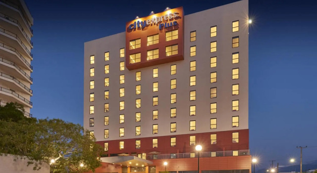 City Express Plus by Marriott Puerto Vallarta, Book Hotel Hotels in Jalisco with a Pool, Swimming Pool