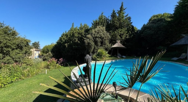 Коттедж Classic с видом на сад Mas Provençal à flanc de colline