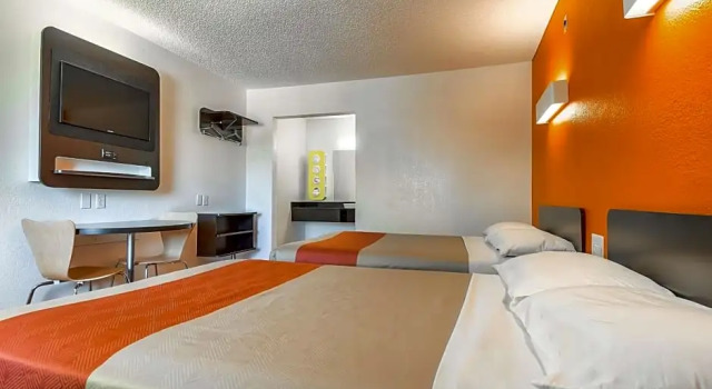 Номер Deluxe Motel 6-San Diego, CA - North