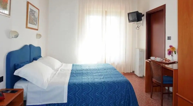 Двухместный номер Classic Family Hotel Como