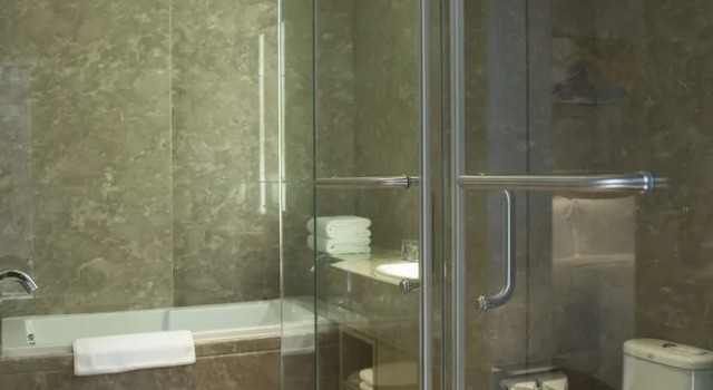 Люкс c 1 комнатой Holiday Inn Express Anshan Downtown by IHG