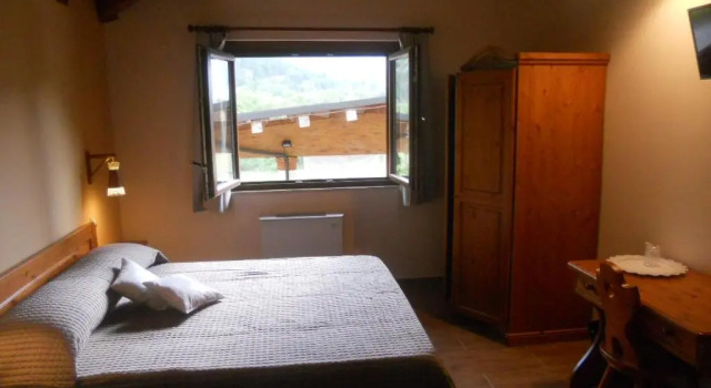 La Locanda Del Lago Lucciola, Book Hotel Hotels in Abruzzo with Parking, Parking