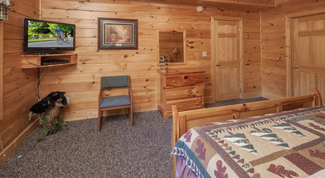 Black Bear Hideaway by Eagles Ridge Resort