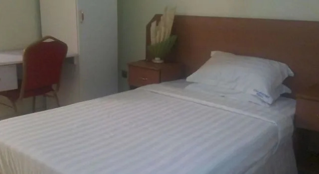 Scola Hotel and Apartment
