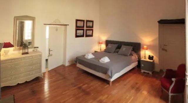Chateau Secretary, Book Hotel Monflanquin Lot-et-Garonne