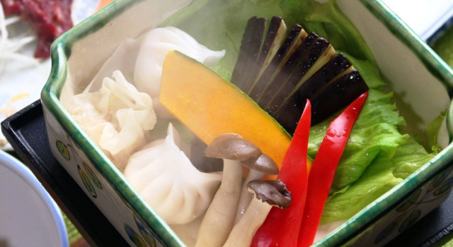Ikemoto, Boek Hotel Nozawaonsen 