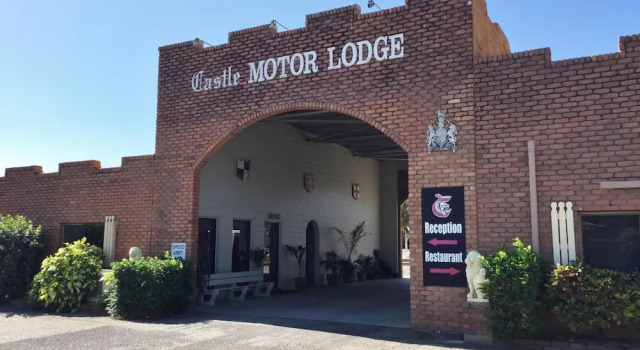 Castle Motor Lodge, Buchen Sie Hotel SPA-Hotels in Whitsundays, SPA