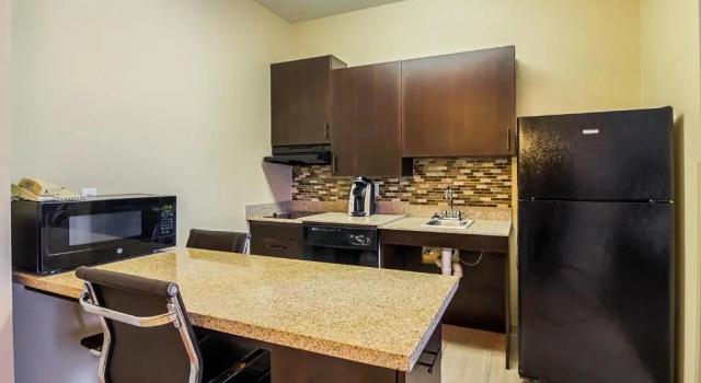 Люкс MainStay Suites Fargo - I-94 Medical Center