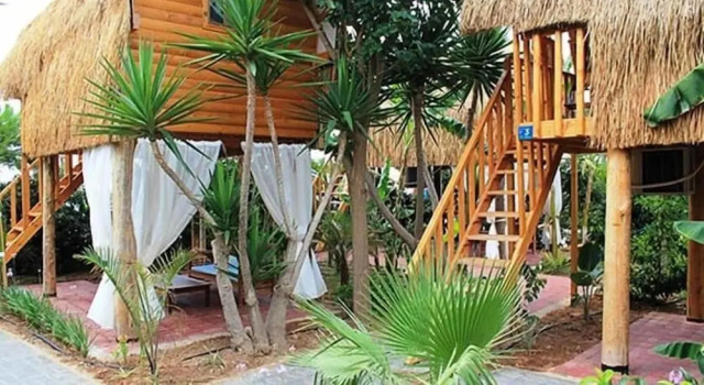 Бунгало с балконом Triton Hotel & Bungalows
