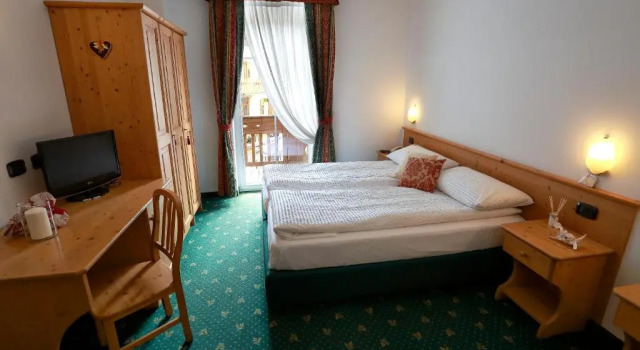 Двухместный номер Standard Alp Hotel Dolomiti