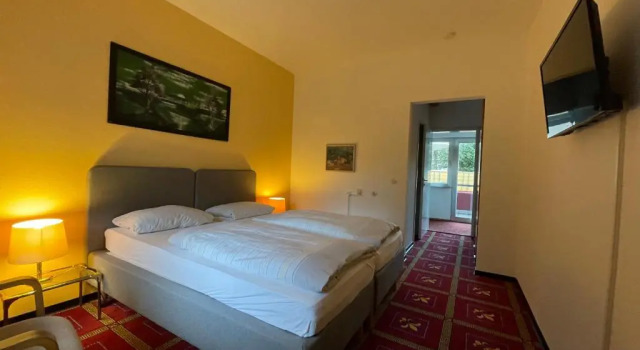 Hotel Kull von Schmidsfelden, Забронировать Отель Бад-Херренальб Landkreis Karlsruhe