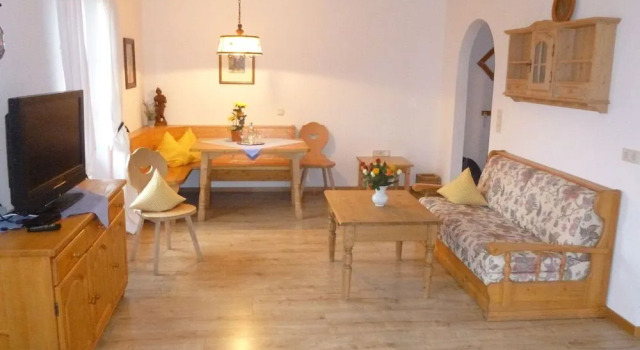 Landgasthof Berg, Varaa Hotelli Hotellit Baijeri pysäköinnillä, Pysäköinti