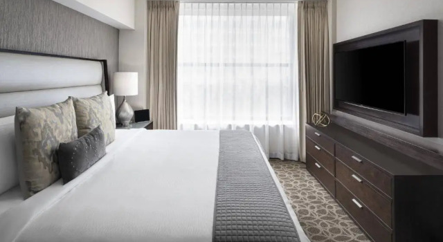 Двухместный люкс c 1 комнатой JW Marriott Houston Downtown
