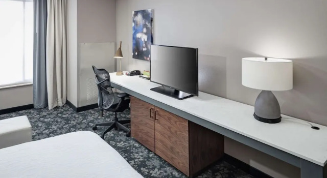Номер Mobility Accessible with Bathtub Hilton Garden Inn Nashville Vanderbilt