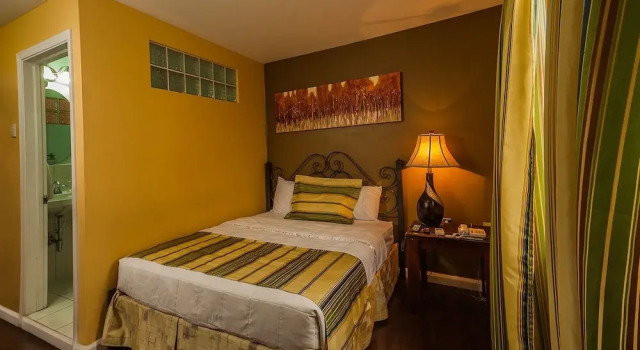 Inn at 87