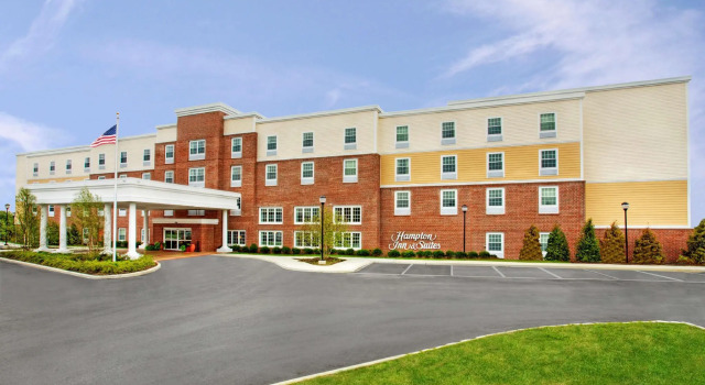 Кровать в общем номере Hampton Inn & Suites Yonkers