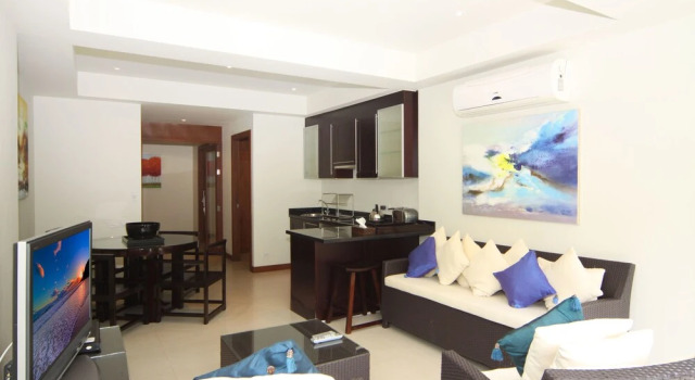 Villa Narumon 5 Bed Staffed Property with In House Chef and Free Electricity, Забронировать Вилла Муанг остров Пхукет