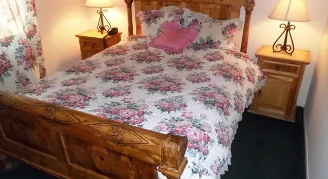 Yellowstone Drive House, Book Hotel North Shore California