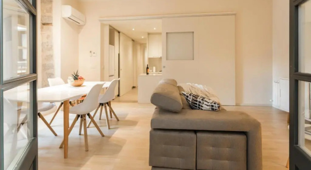 Bravissimo Cort Reial 1B