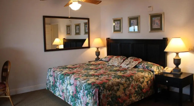Люкс Lake Roy Beach Inn - Winter Haven