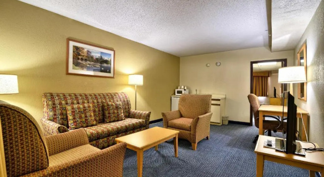 Люкс Katahdin Inn & Suites