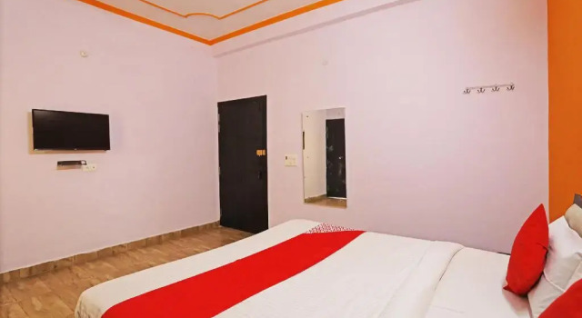 Gauri Garden by OYO Rooms, Забронировать Отель Алигарх 