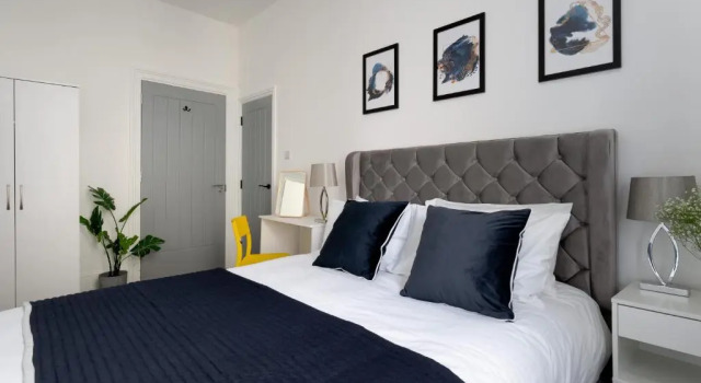 Апартаменты Superior Brand New! Torquay Heights Luxury Apartments