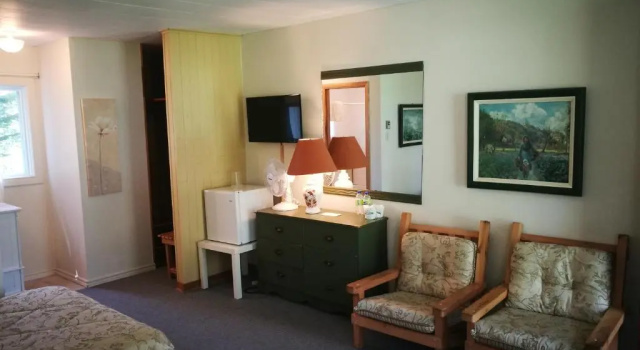 Auberge La Coudriere, Rezervovat Hostel  