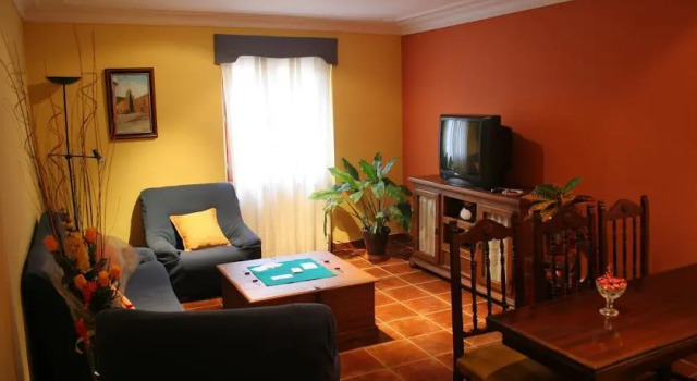 Caserón El Remedio I, Book Hotel Hotels in Aragon with Parking, Parking