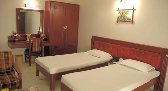 Номер Deluxe Hotel Gnanam
