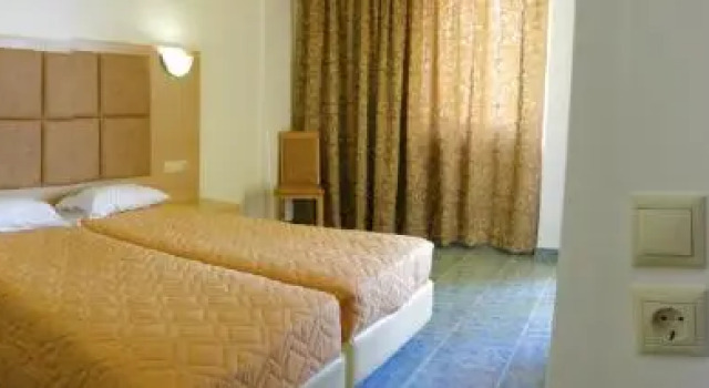 Двухместный номер Standard Memphis Beach Hotel