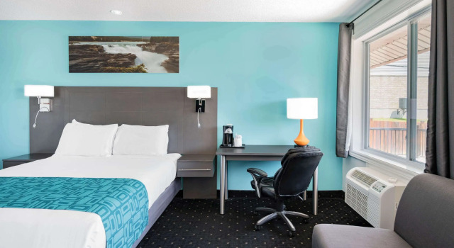 Howard Johnson Gananoque, Varaa Hotelli Gananoque 