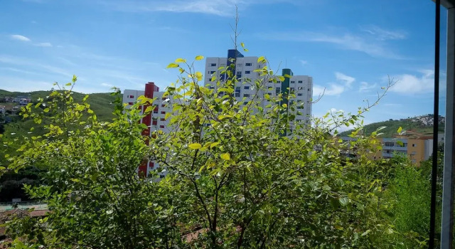 Коттедж Casa Pet Friendly c 3 Quartos e Garagem no Jardim