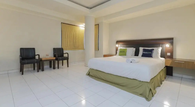Номер Deluxe Urbanview Hotel Taman Suci Denpasar Bali